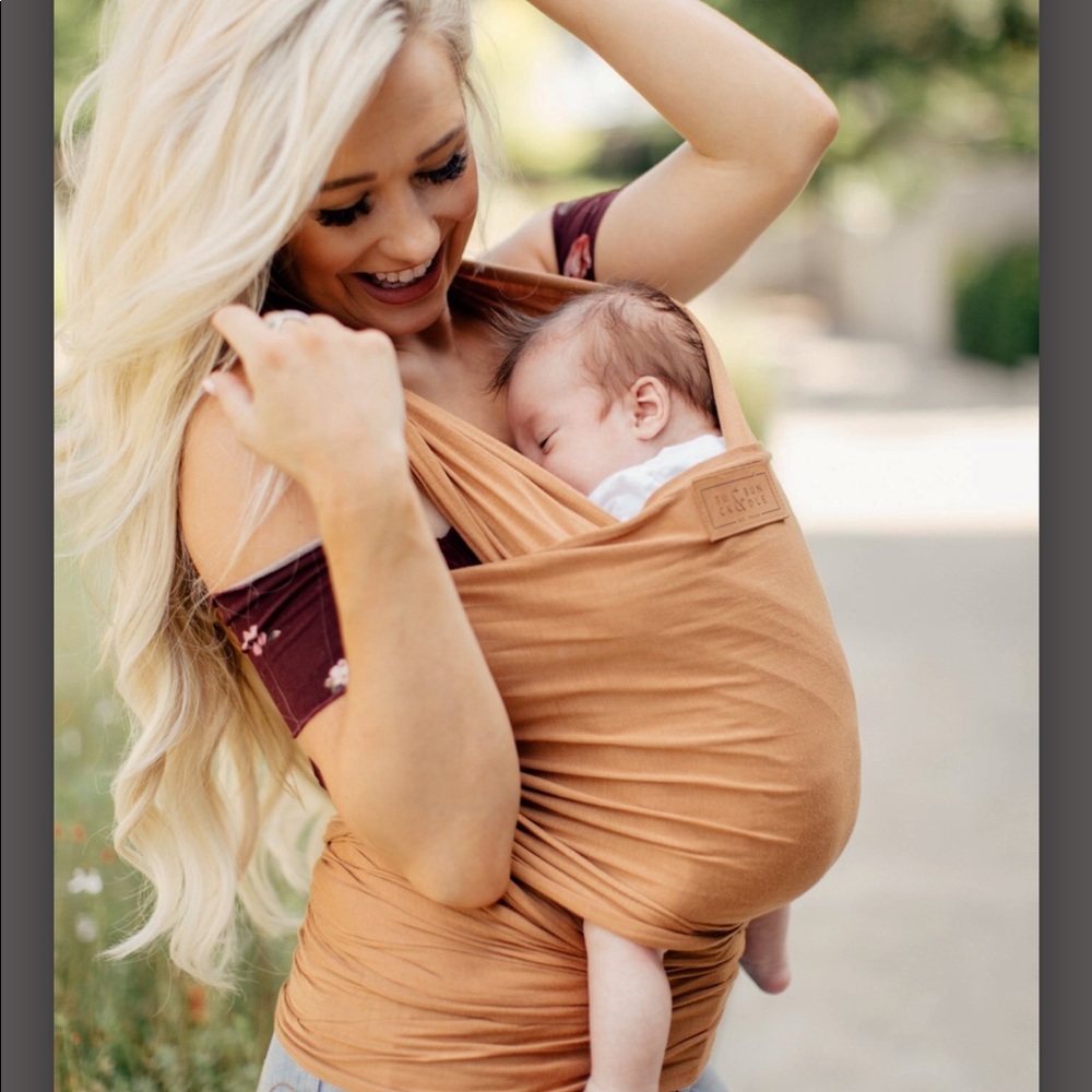 Tuck & Bundle babywearing - never used